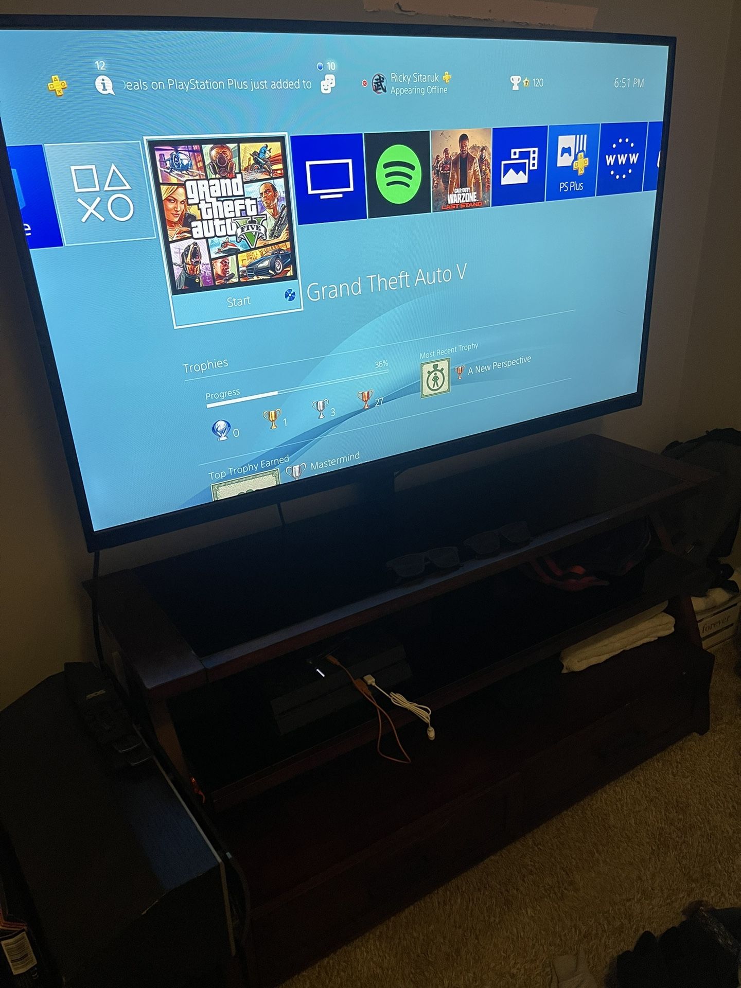55 Inch Vizio 3D Smart Tv With Rotating Tv Stand
