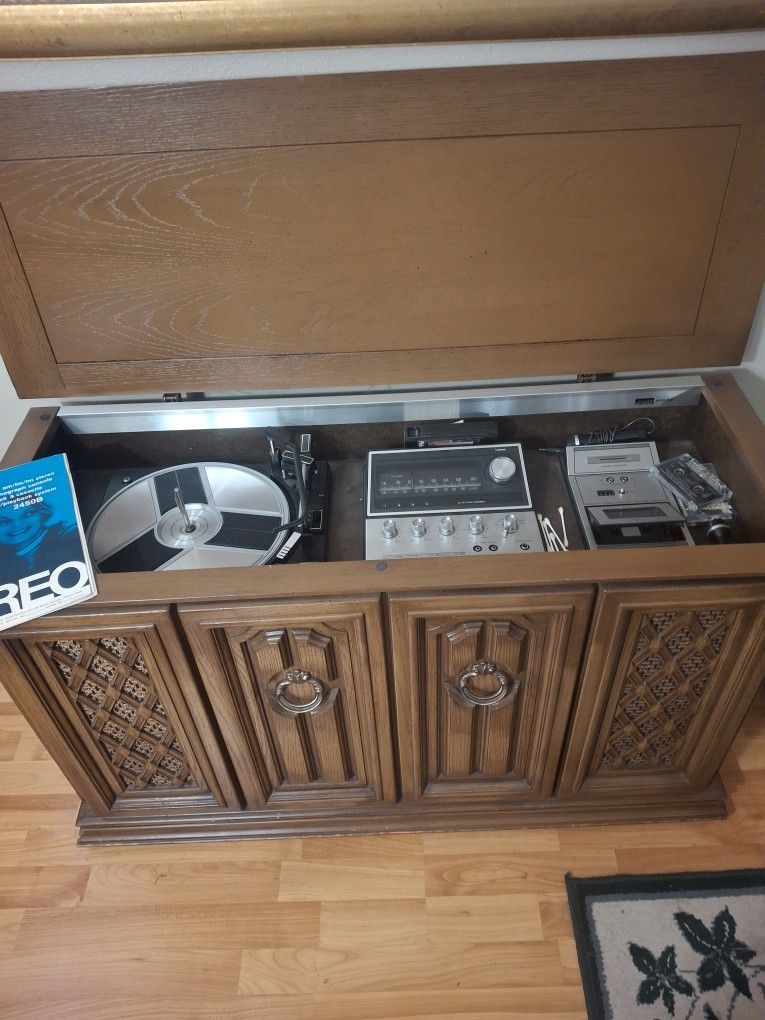 Vintage Entertainment Platform