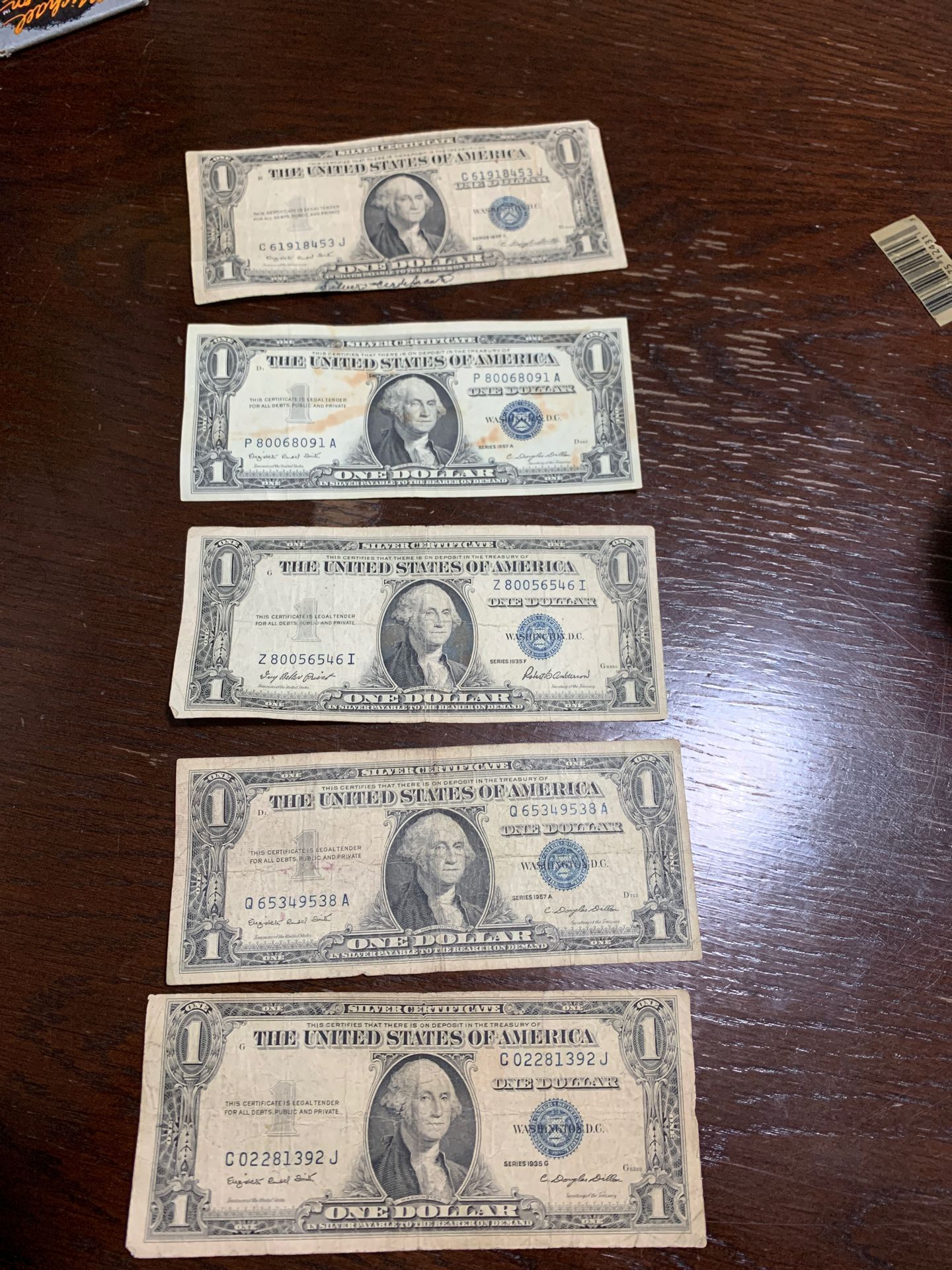 5 different One dollar Silver certificate all for 40.00