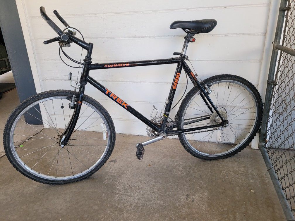 Black/Orange Trek 6000 Road $100