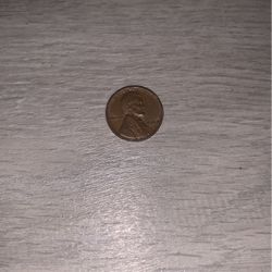 Mint 1967 penny 