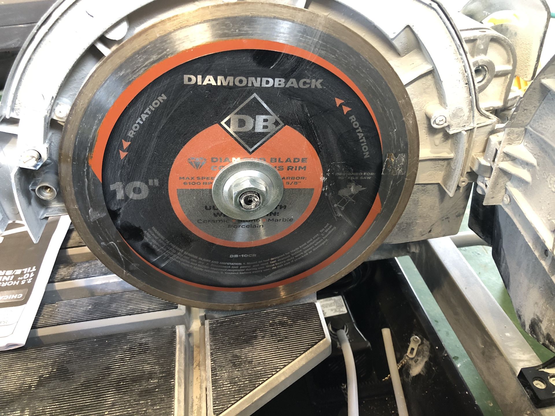 Wet Tile Saw 10 inch Industrial Chicago Electric with Diamond Blade for