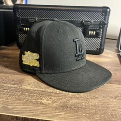 Los Angeles Dodgers 1981 Gold Patch. 7.5 Size $25 