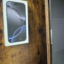 iPhone 16 Pro Sim Locked (Verizon)