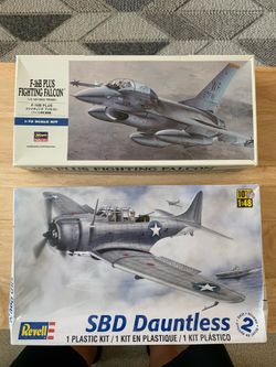 Airplane model kit lot