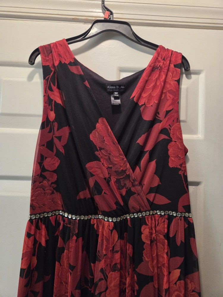 Alexa B Nites Maxi Dress