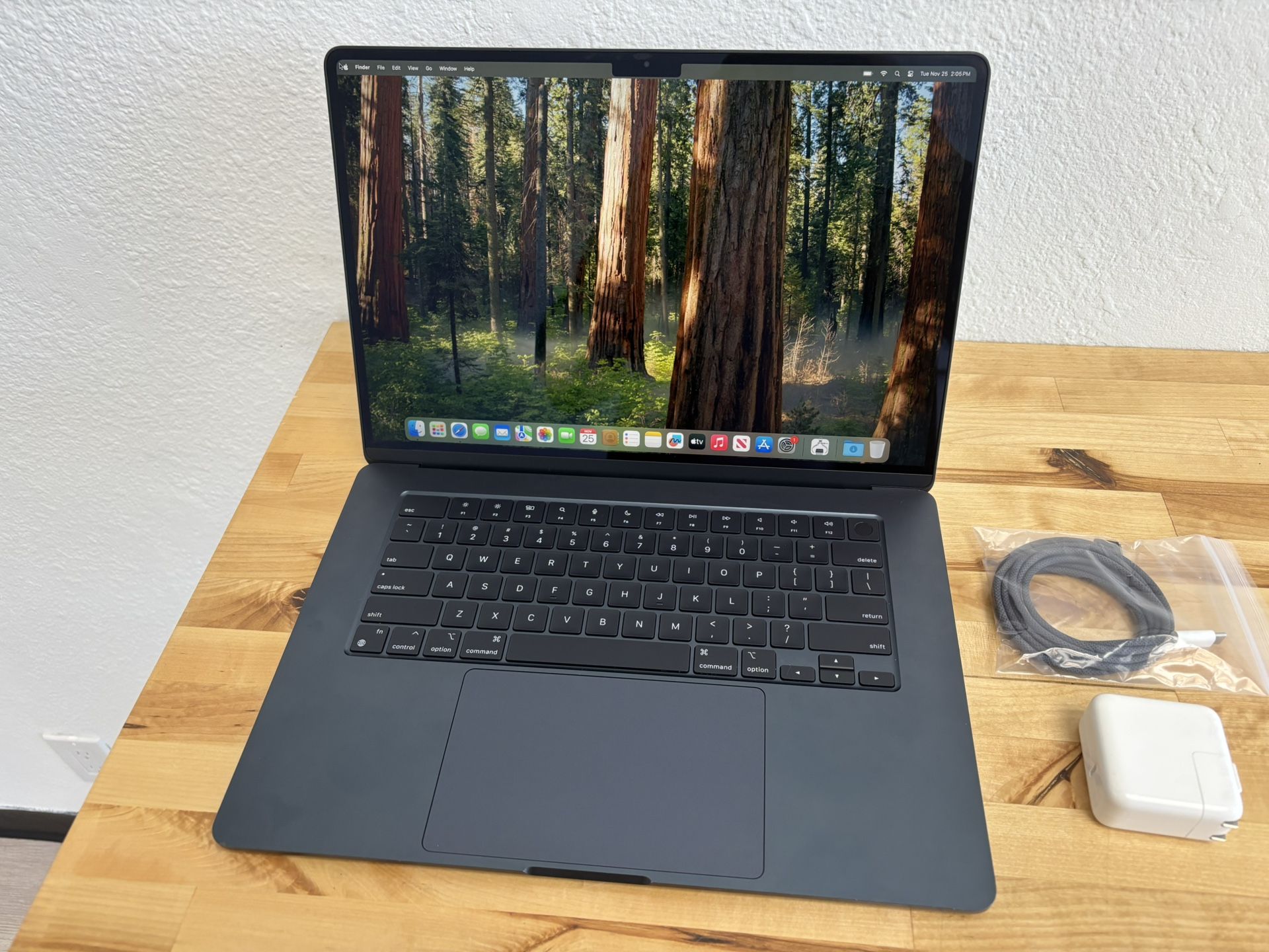 🍏 Apple MacBook Air 15” / 2024 / M3