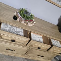 Beautiful Solid Wood Dresser 