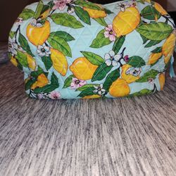 Vera Bradley Shoulder Bag in Lemon Grove