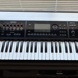 Roland FA-06 Digital Keyboard / Sampler Workstation