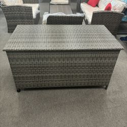 120 Gallons Water Resistant Wicker Deck Box with Wheels in Gray