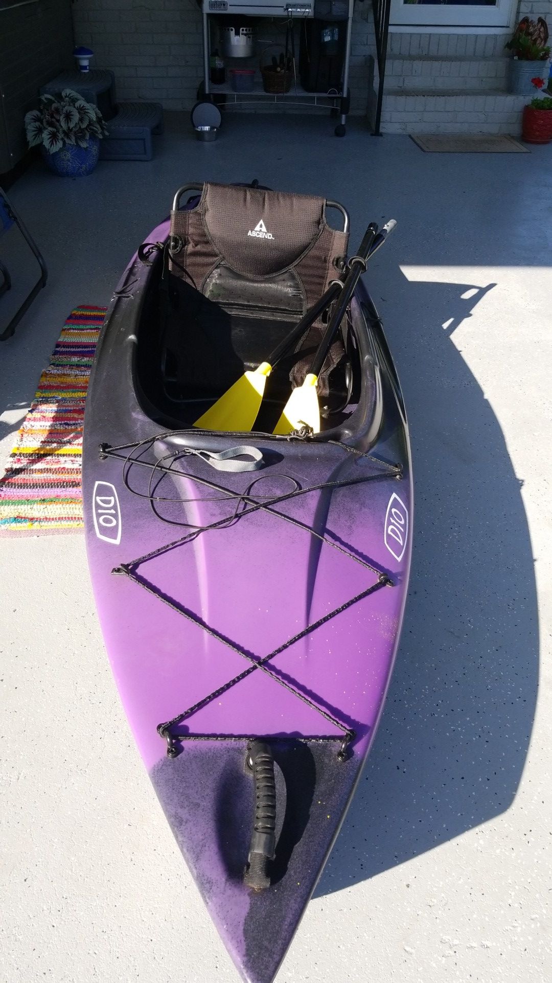 Ascend D10 Sit-in Kayak