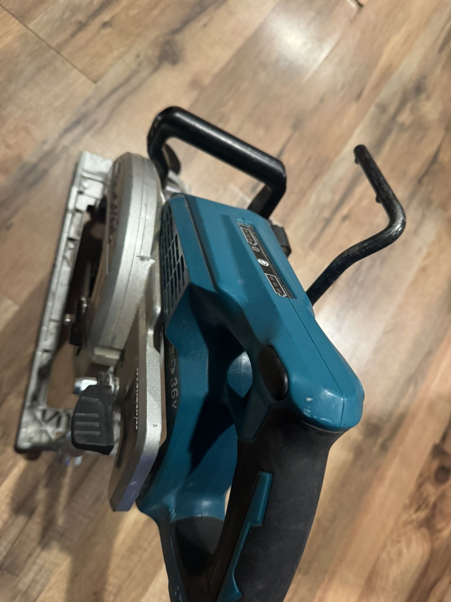 Makita Saw