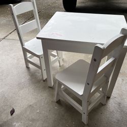 Free Toddler Table With Chairs 