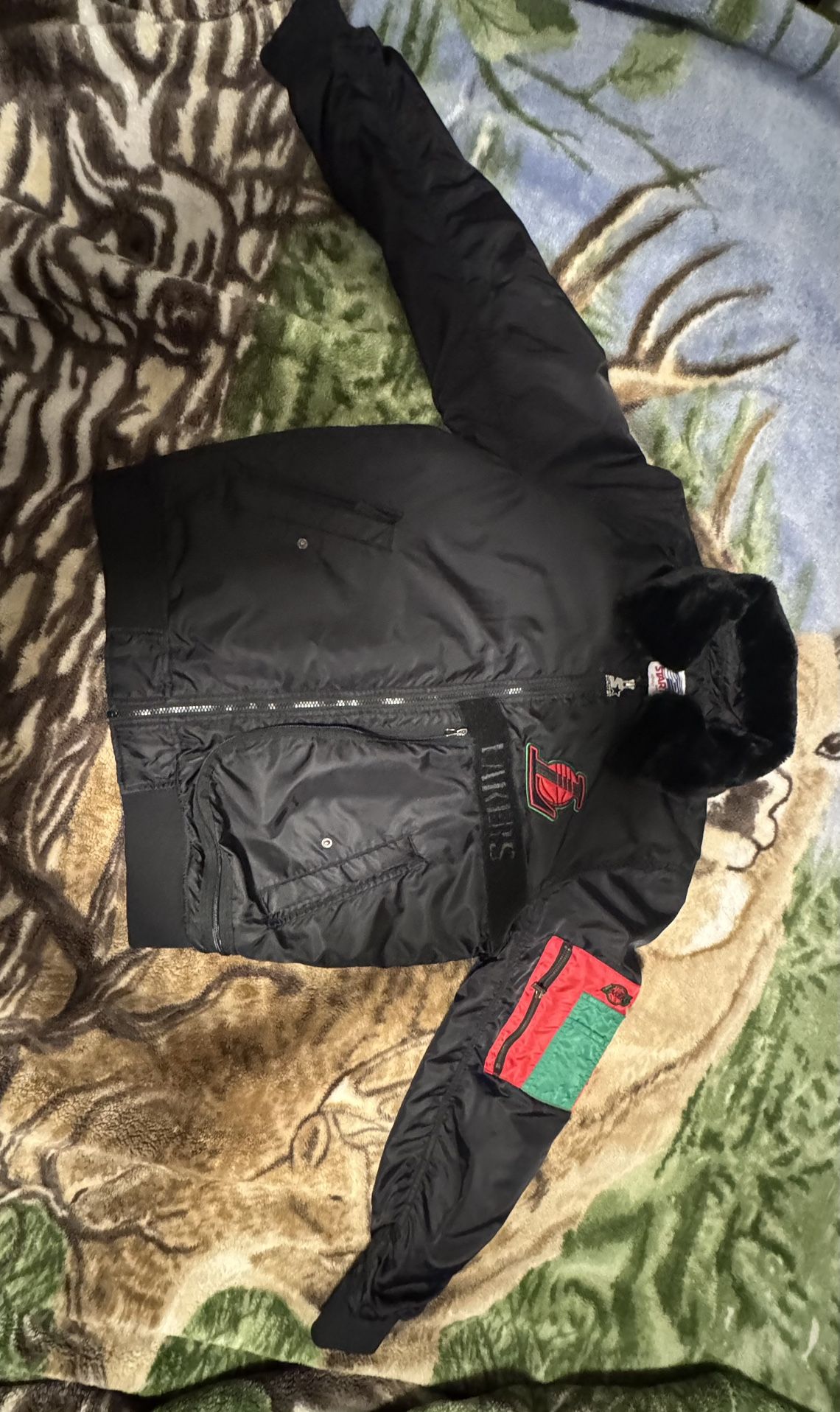 Large Los Angeles Lakers Ty Mopkins Black Jacket