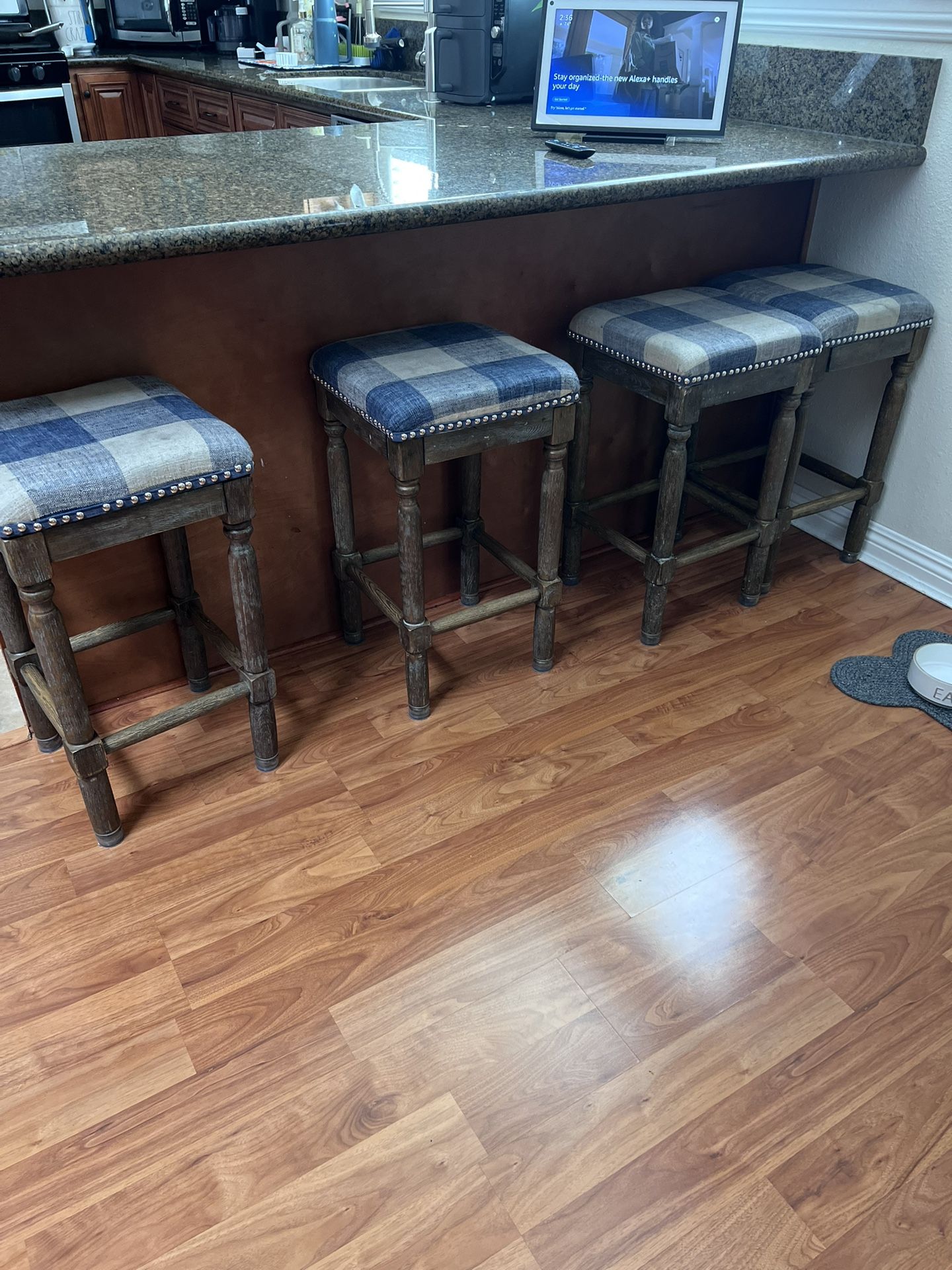 5 Counter Height Bar Stools