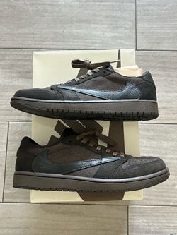 Travis Scott x Jordan 1 low velvet brown 9m VNDS
