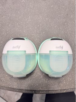Motif aura glow breast pump