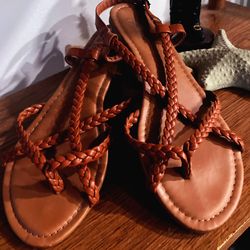 Torrid Ladies Sandals 8.5