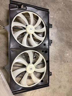 2014 Toyota Camry v4 2.5 radiator fans assembly