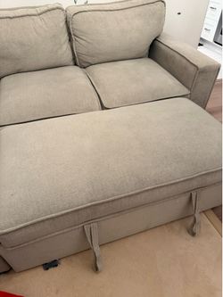 Couch with pullout free