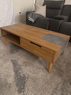 Zhane Rooms To Go Coffee Table