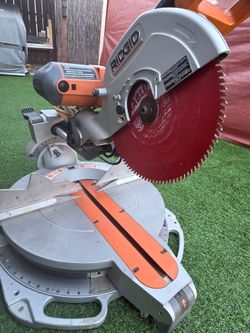 Ridgid 12'' Miter Saw