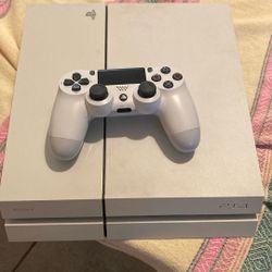 SONY PS4 ORIGINAL White With Cords