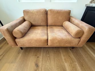 Love seat