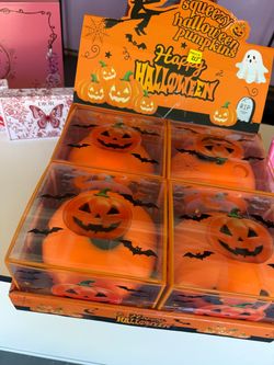 Big pumpkin squisys