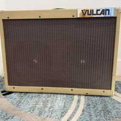 Peavey Classic 50 Amplifier w/ EVM12L Speakers