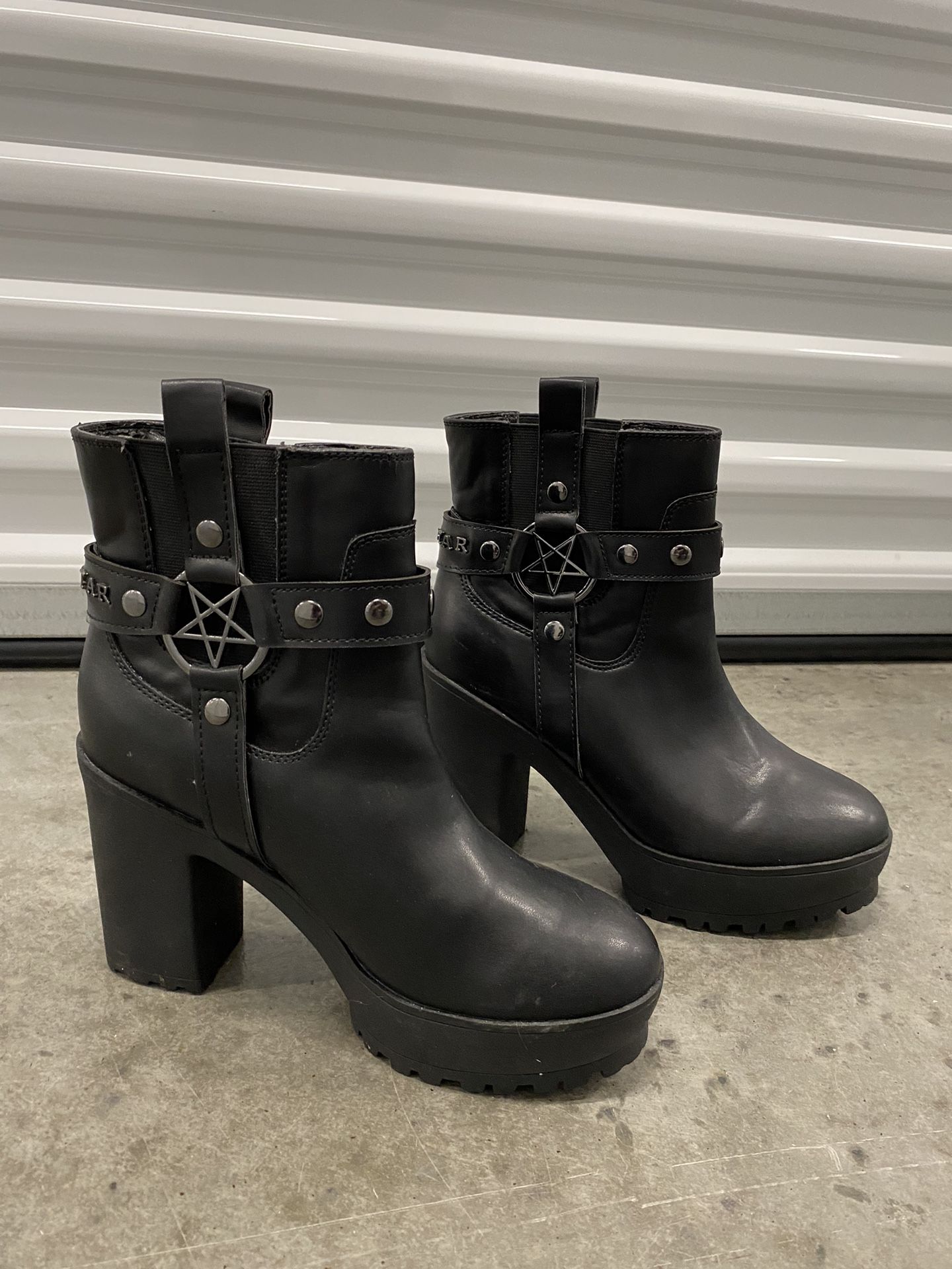 Killstar Boot Heels