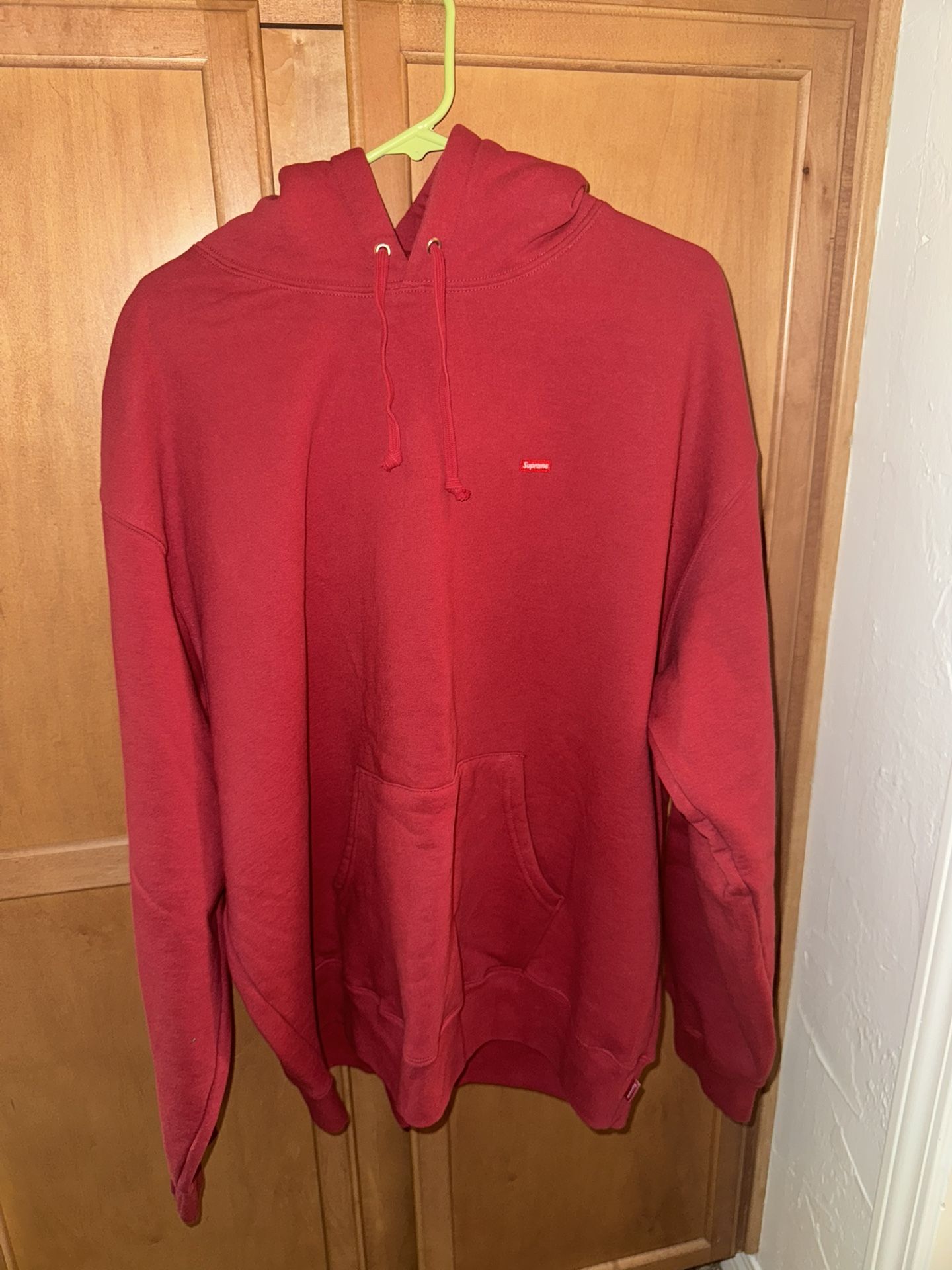 Supreme Men’s Hoodie / Sweatshirt Size XL