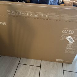 Samsung QLED 43” Tv 