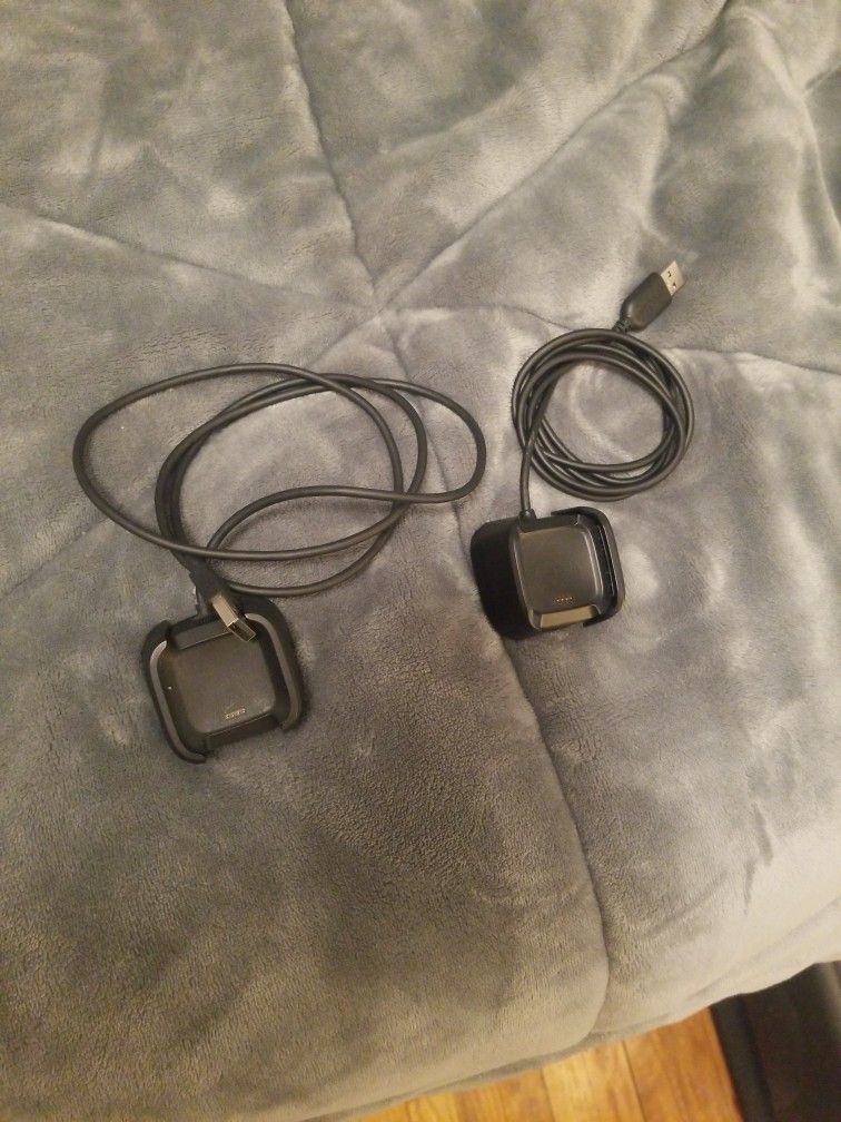 Fitbit Versa Chargers