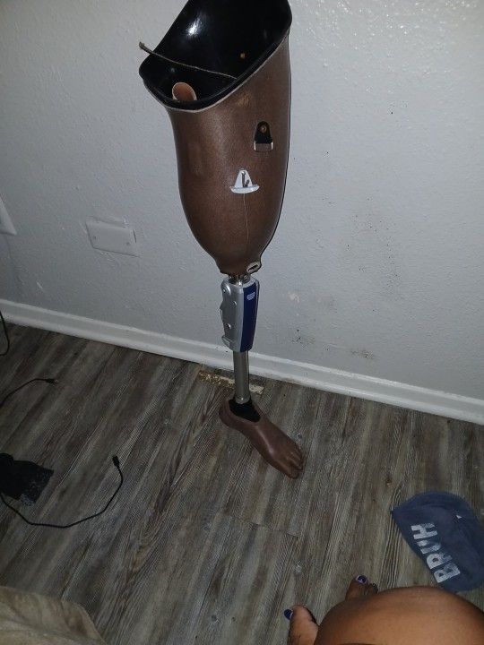 Peg Leg 🦵 