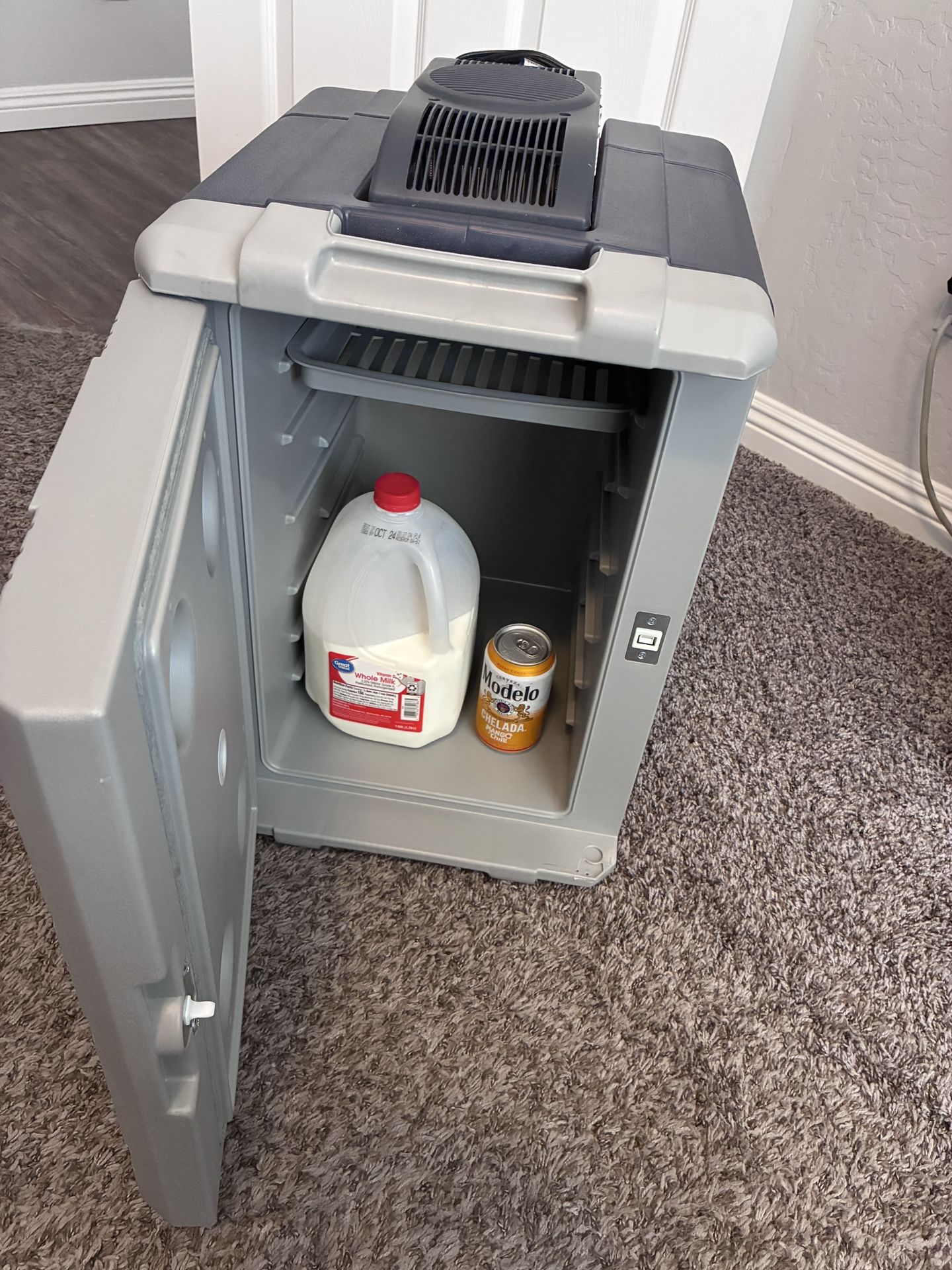 Coleman Mini-fridge Cooler