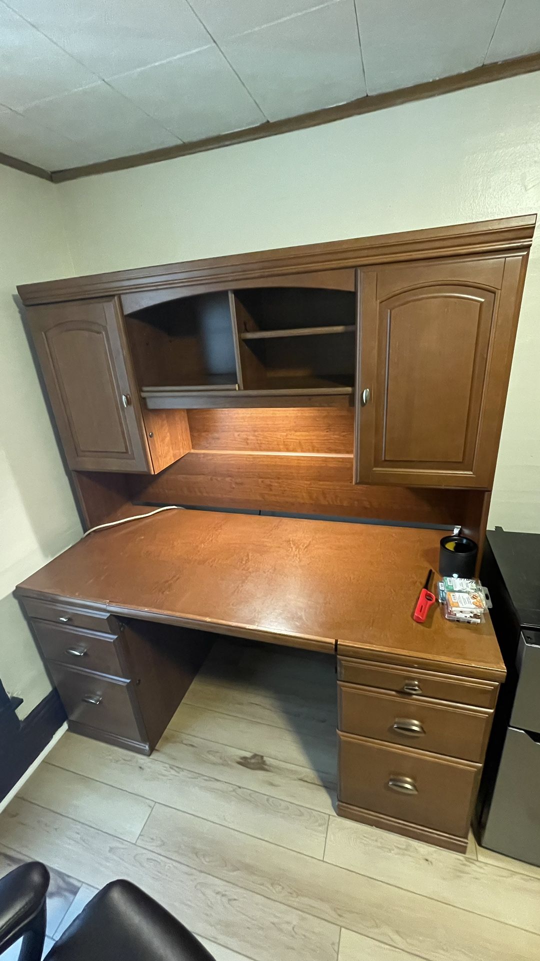 Large Office Desk