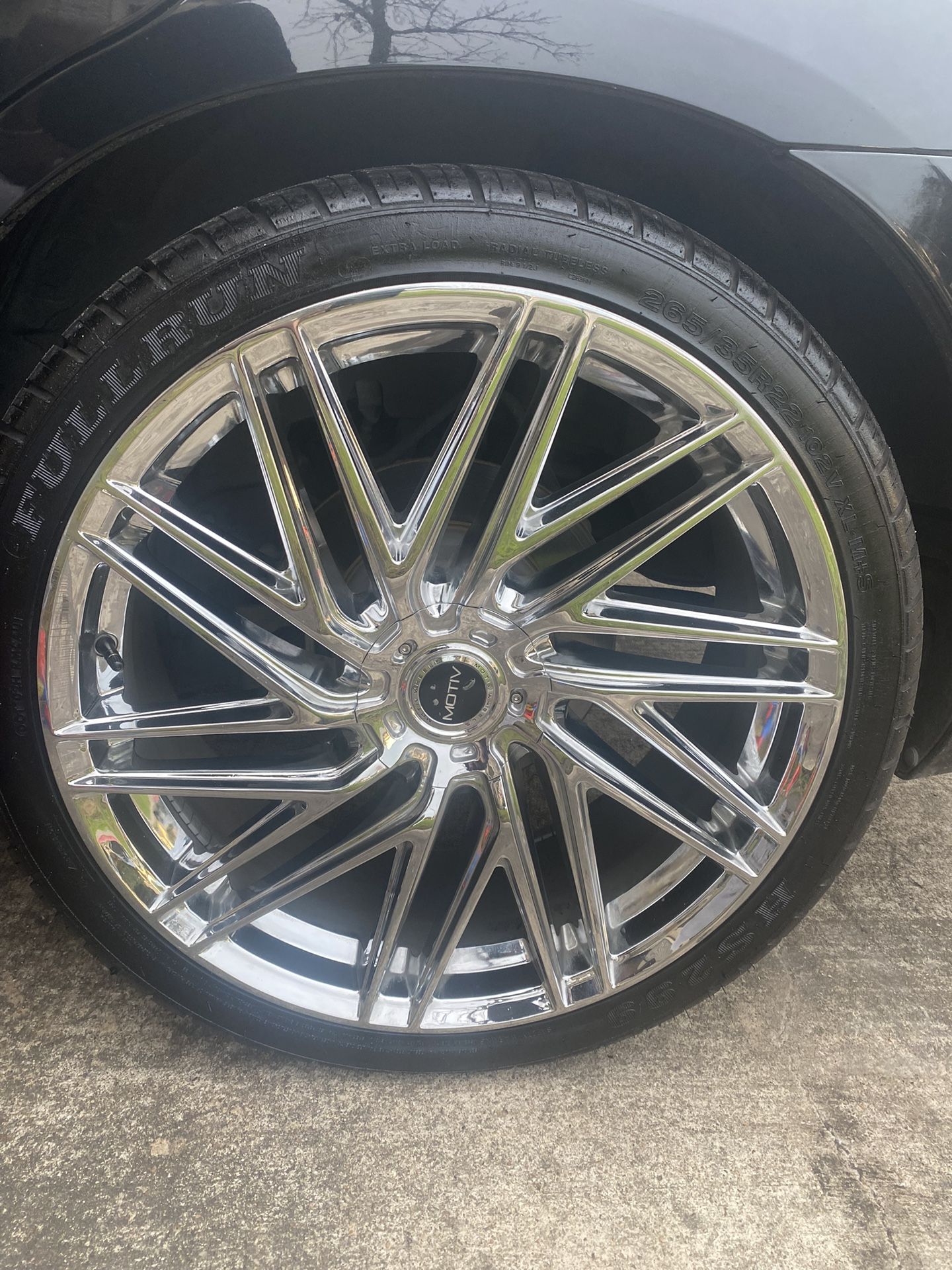Motiv 492c Chrome 22x9 5x115/ 5x20 429c