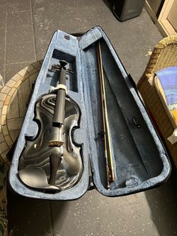 Cecilio 4/4 Violin With Case
