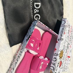 Women’s Sandals (Pink)