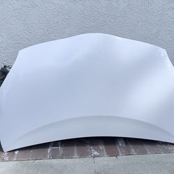 2013 Toyota Prius Front Hood – Repainted White