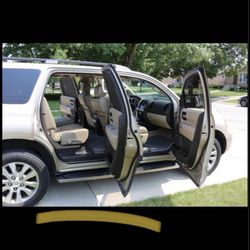 Toyota Sequoia