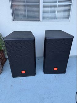 JBL MRX500