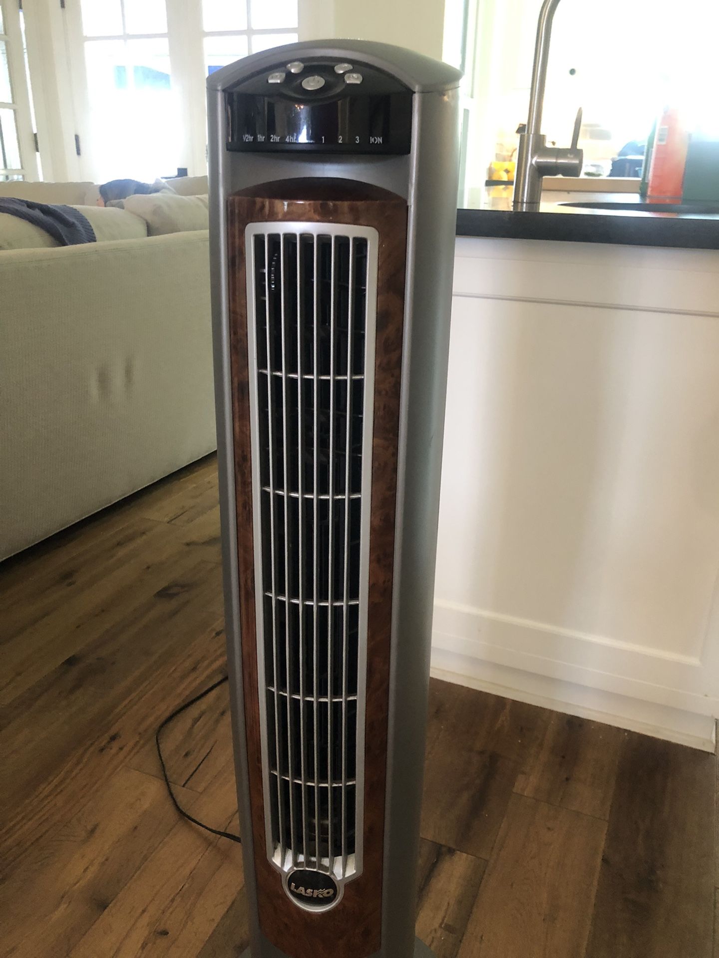 Lasko Tower Fan Model E20739