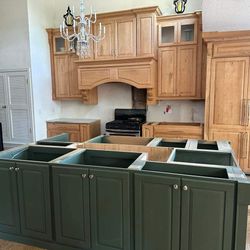 Quartz & Granite Countertops 