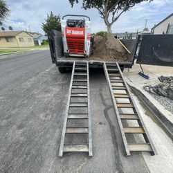 Bobcat Bucket Attachment 