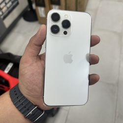 iPhone 14 Pro Max Unlocked 128GB! Finance For $50 Down Payment!!