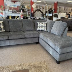 83905… 2 Pc. Sectional 