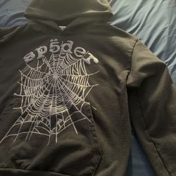 Black sp5der hoodie (large)
